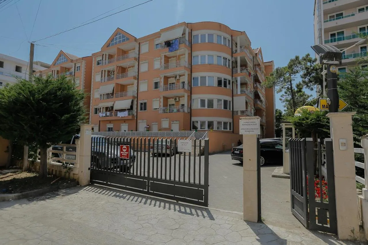Apartment 골렘