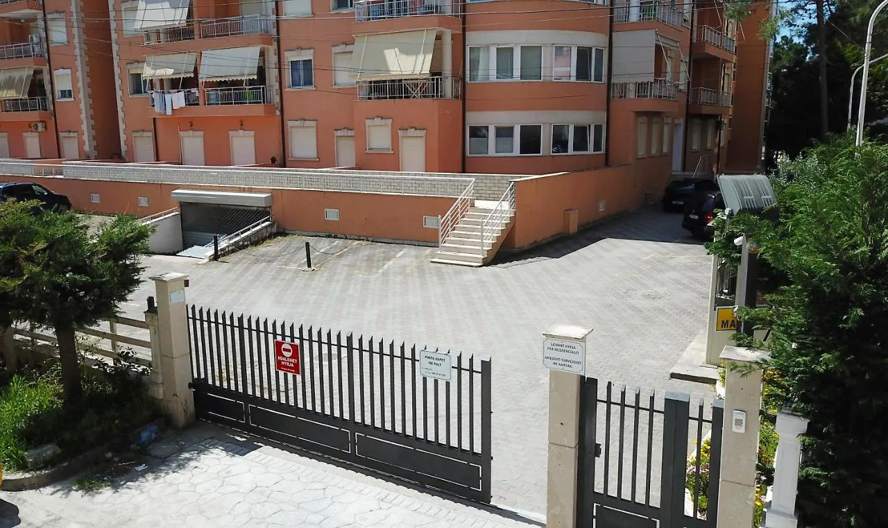 Apartment 골렘 0*,
